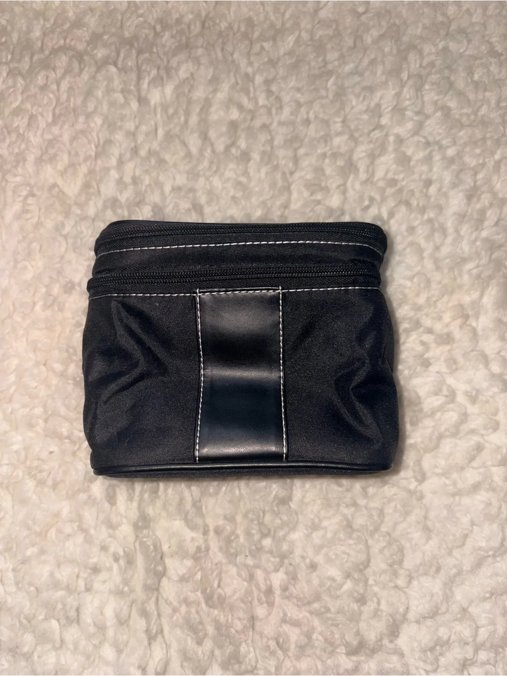 Studio Basics Black Nylon Makeup Organizer Travel Train Case